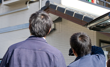 工事責任者の立ち合いのもと社内検査