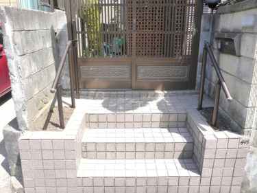 大和市　O様邸　外装リフォーム　階段手摺取り付け