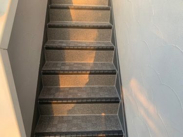 神奈川県相模原市南区　Rアパート　外装リフォーム、屋根塗装、外壁塗装、他付帯品塗装、共有廊下、共用階段長尺シート防水工事