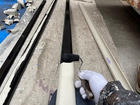 ⑨配管カバー塗装の詳細写真