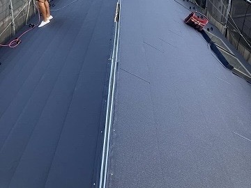 ②屋根材張りの詳細写真