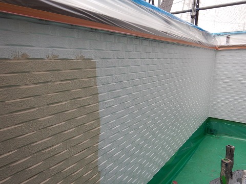 ③外壁塗装 下塗りの詳細写真