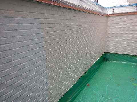 ④魏壁塗装 中塗りの詳細写真