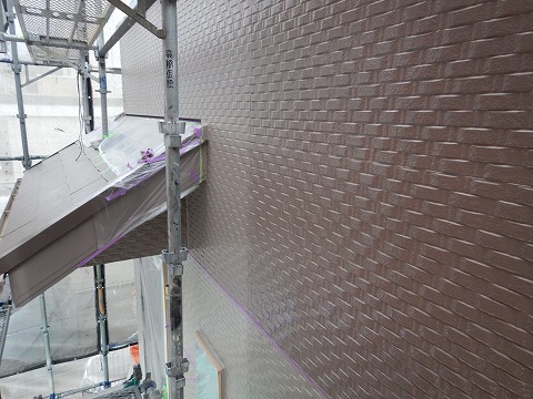 ④魏壁塗装 中塗りの詳細写真