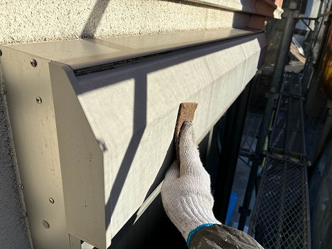 ⑧シャッターボックス塗装の詳細写真