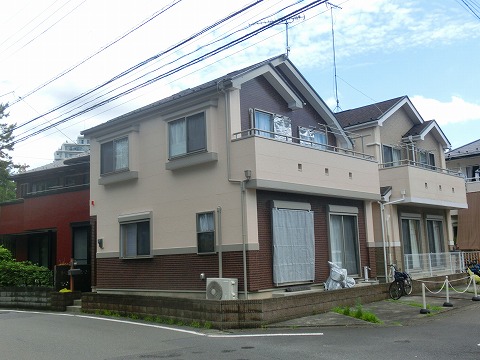 神奈川県大和市　T様邸　戸建て　外壁塗装　ベージュ　ダークブラウン　二色塗