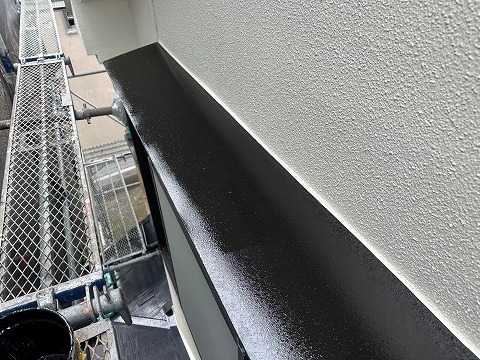 ⑤出窓天端塗装の詳細写真