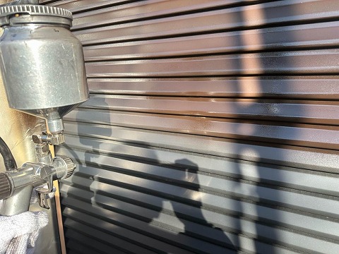 ⑥雨戸塗装の詳細写真