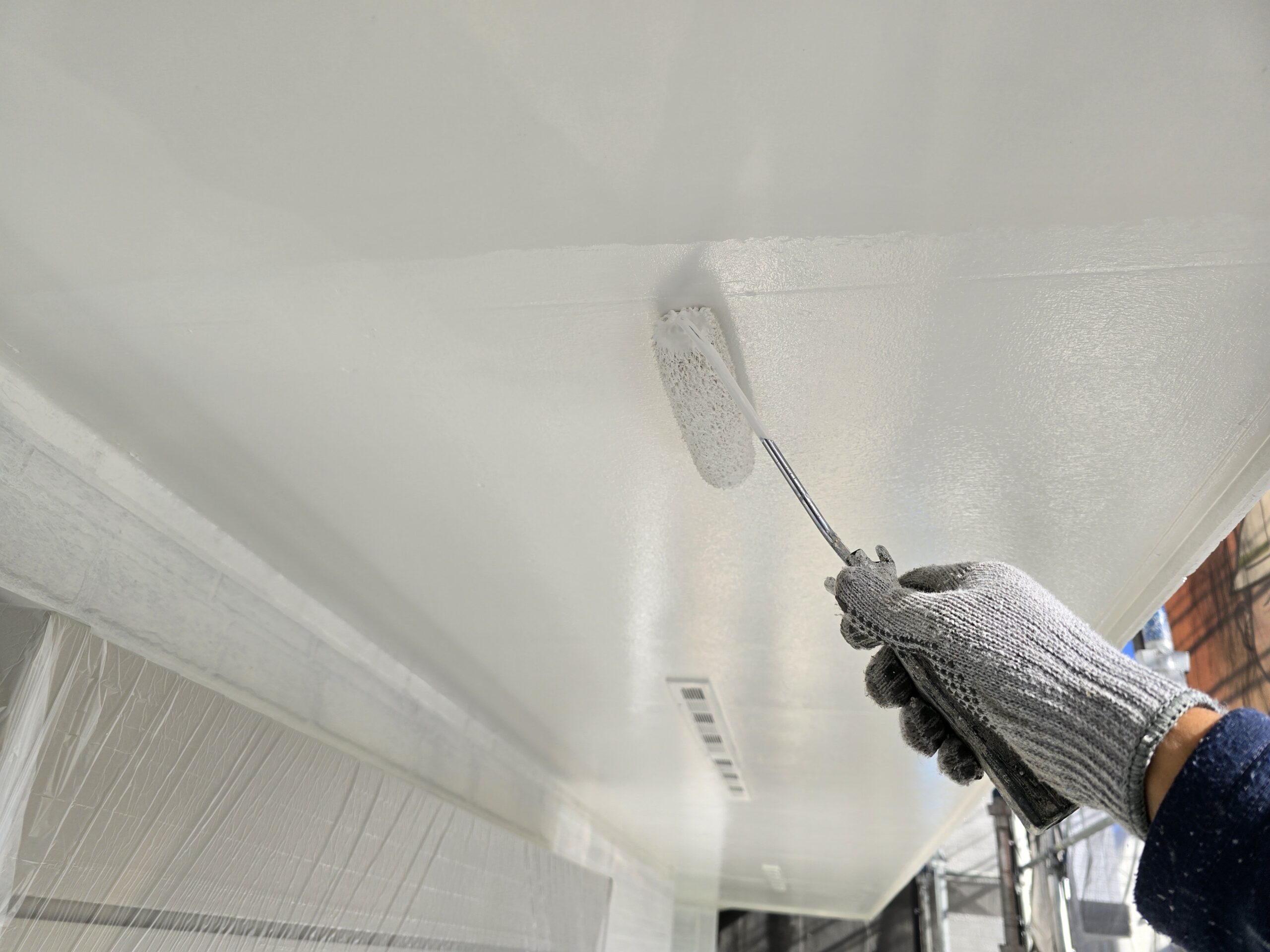 ③軒天塗装の詳細写真