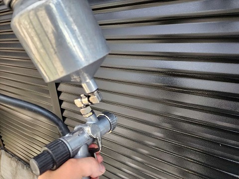 ④雨戸塗装の詳細写真