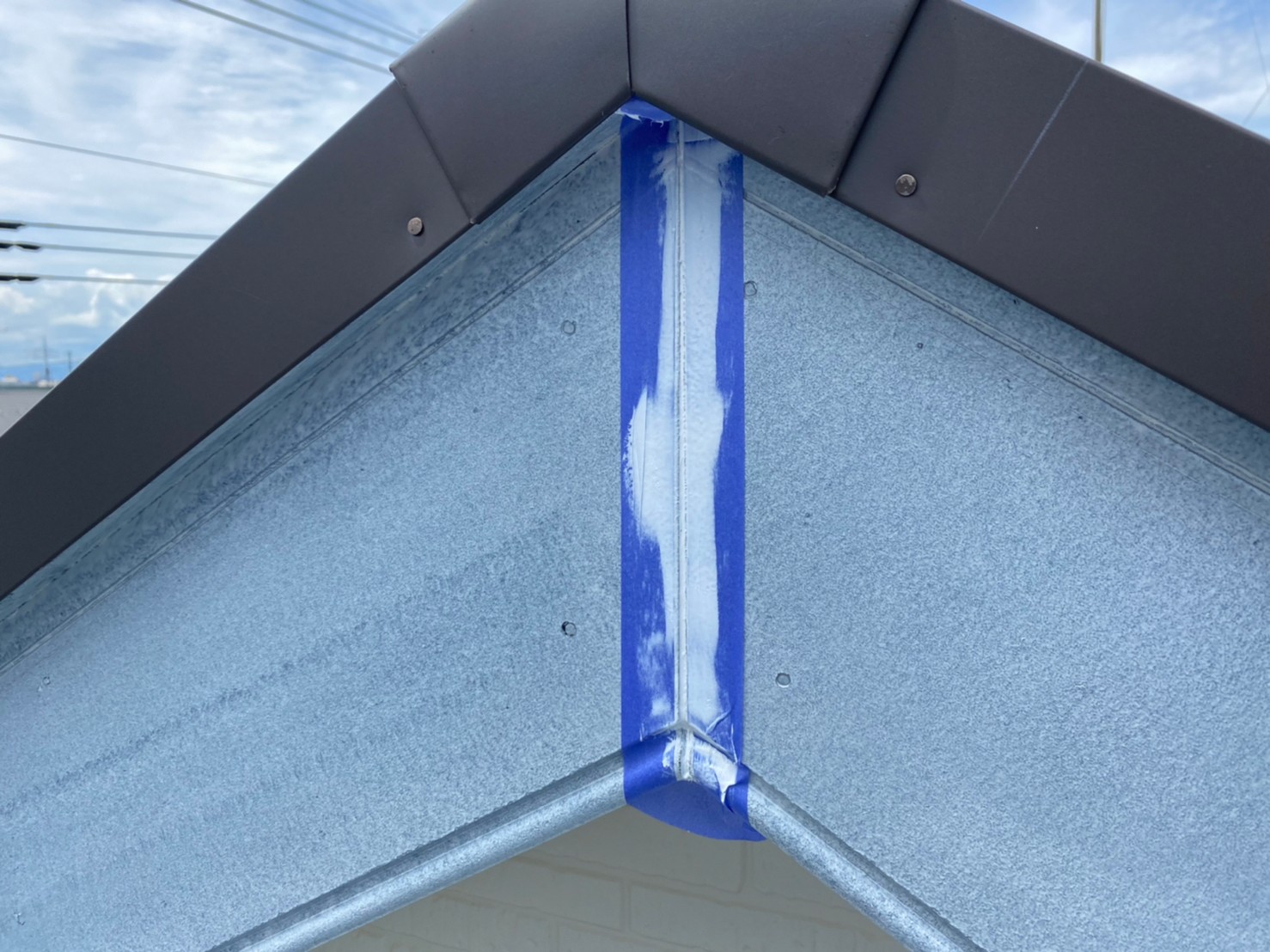 ④破風塗装の詳細写真