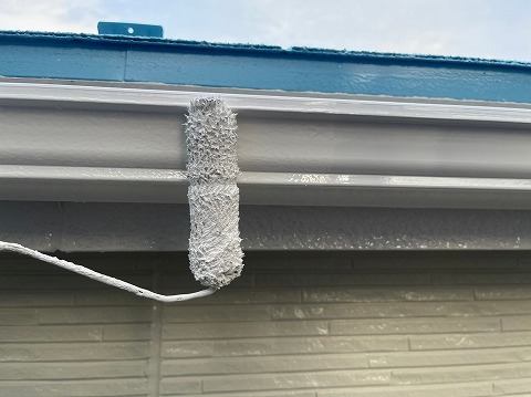 ④雨樋塗装の詳細写真