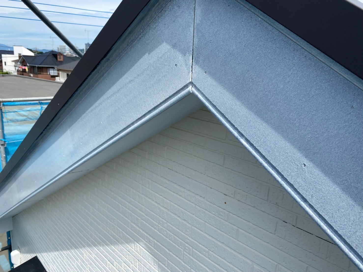 ④破風塗装の詳細写真