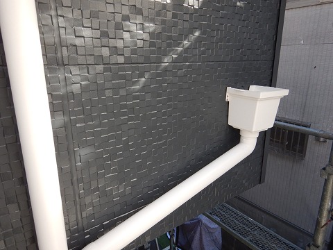 ⑤雨樋塗装の詳細写真