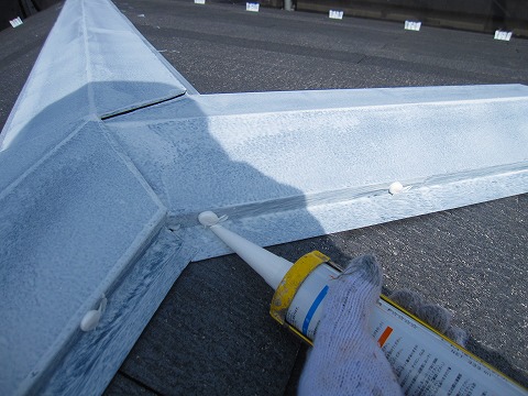 ②板金 下塗り・シール処理の詳細写真