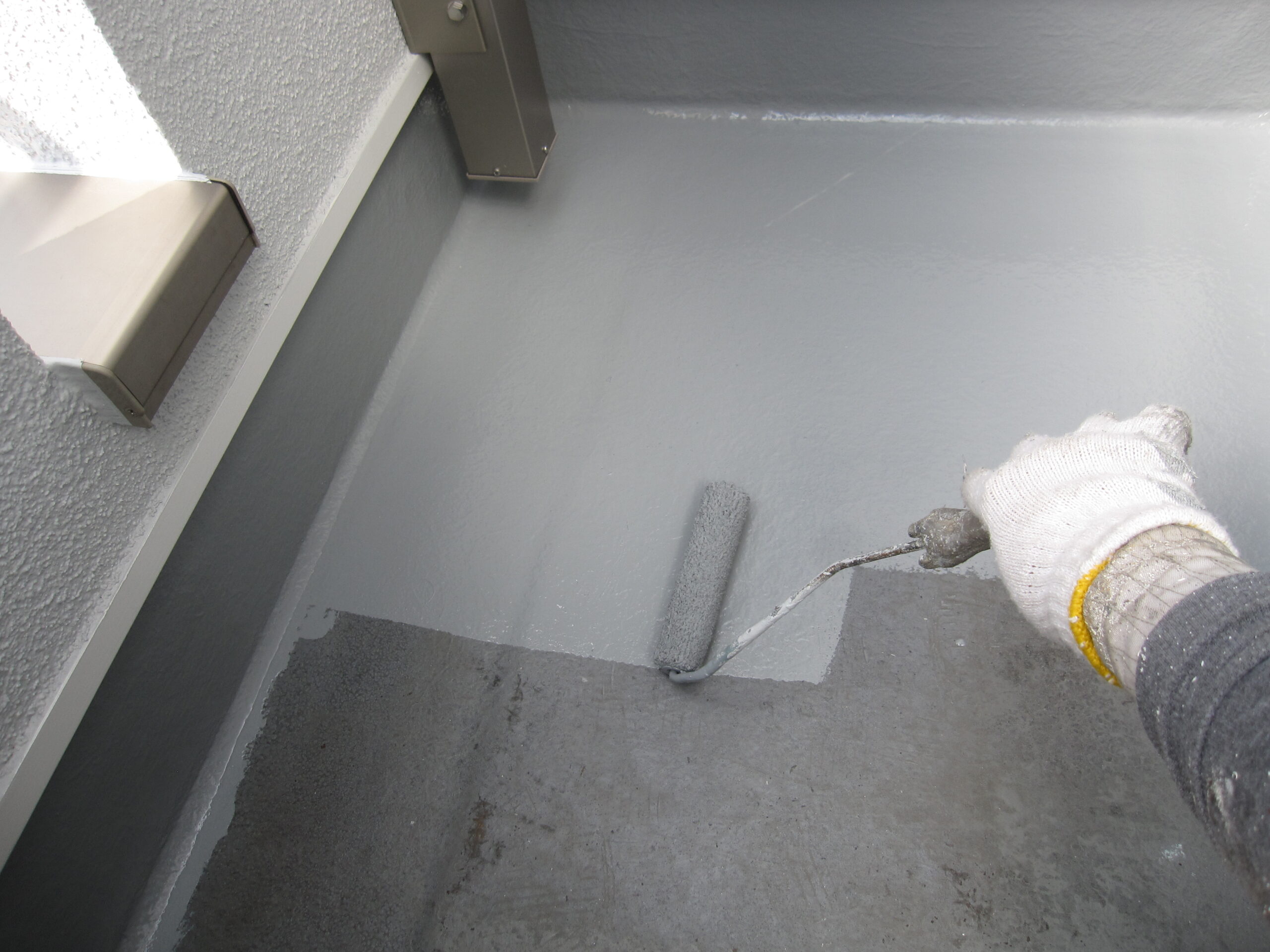 ②トップコート塗布の詳細写真