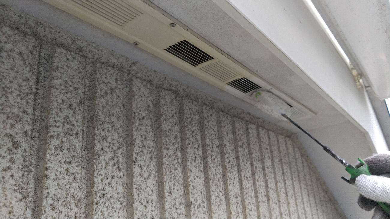 ④軒天塗装の詳細写真