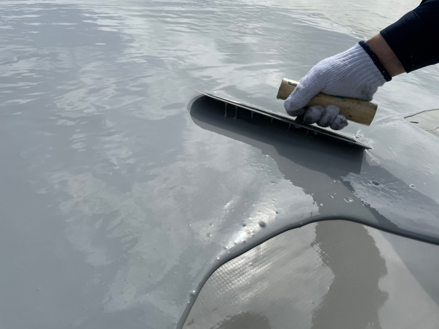 ④防水材塗布の詳細写真