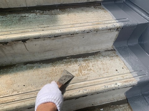 ③長尺シート張りの詳細写真