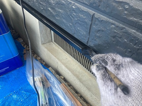 ④土台水切り塗装の詳細写真