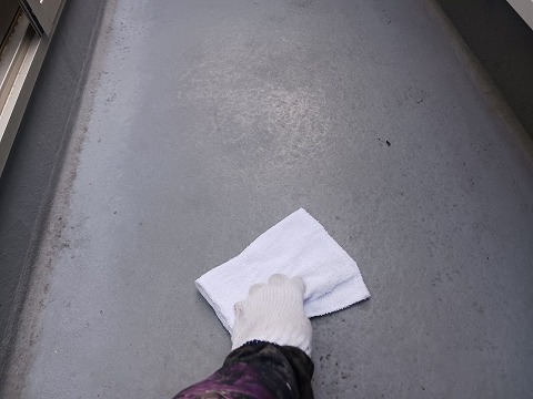 ①トップコート塗布の詳細写真