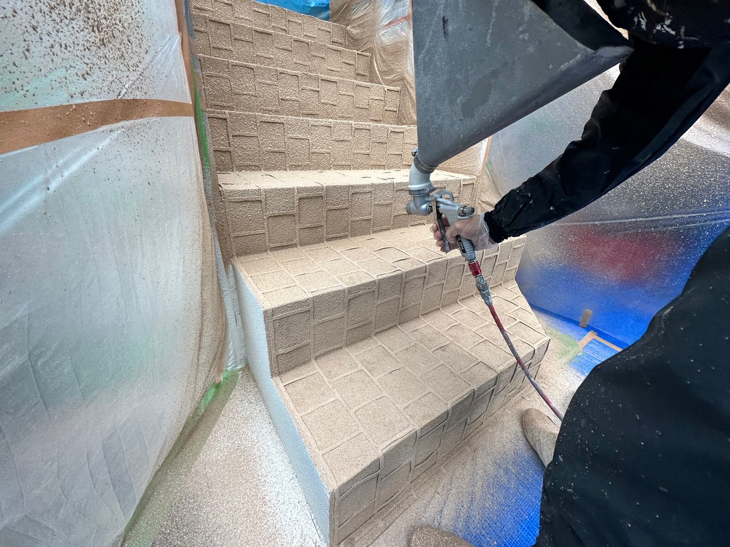 ②スプレーの詳細写真