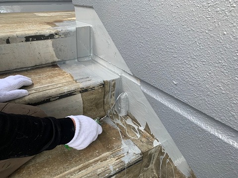 ②階段側溝の詳細写真