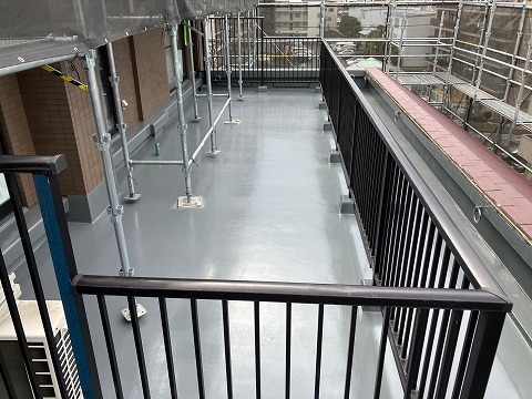 ①トップコートの詳細写真