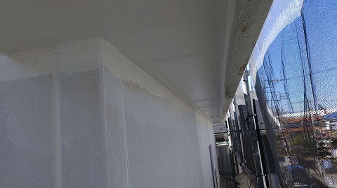 ⑤軒天塗装の詳細写真