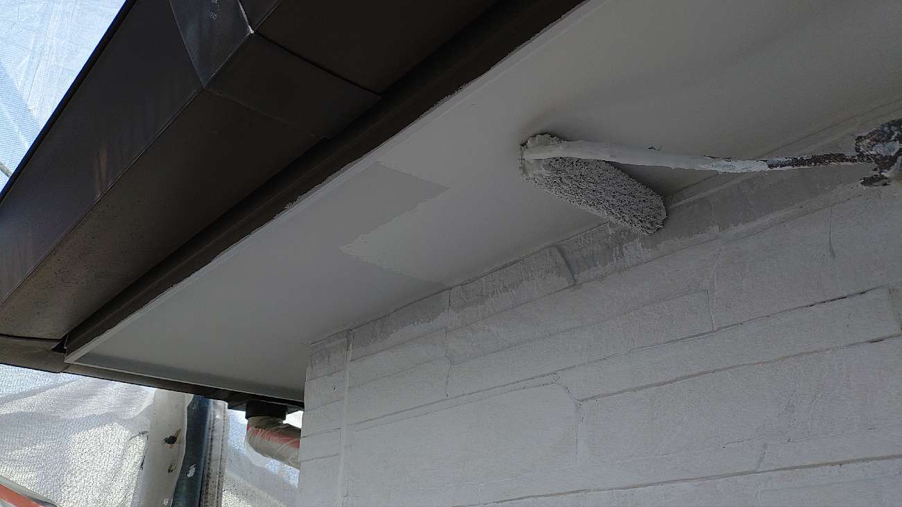 ④軒天塗装の詳細写真