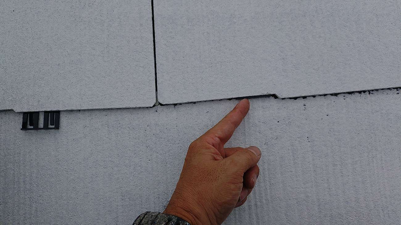 ③下塗り・タスペーサー取付の詳細写真