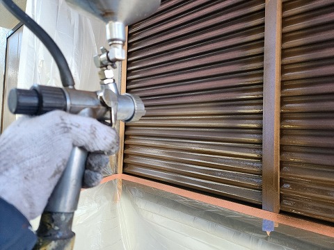 ⑤雨戸塗装の詳細写真