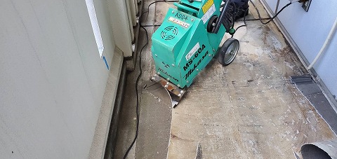 ①長尺シート撤去の詳細写真