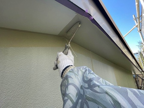 ⑥軒天塗装の詳細写真