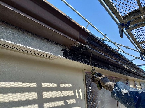 ④雨樋塗装の詳細写真