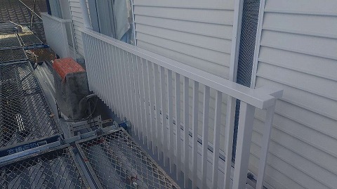 ⑦手摺塗装の詳細写真