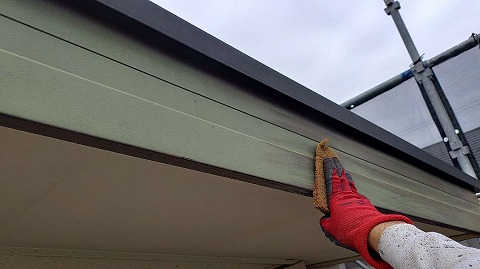 ④破風塗装の詳細写真