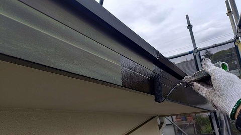 ④破風塗装の詳細写真