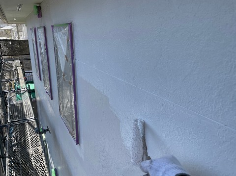 ③外壁 下塗りの詳細写真