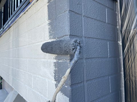 ④外壁 中塗りの詳細写真